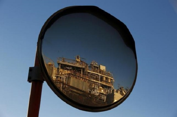 Oil rallies as Canada fire and Libya violence threaten supply